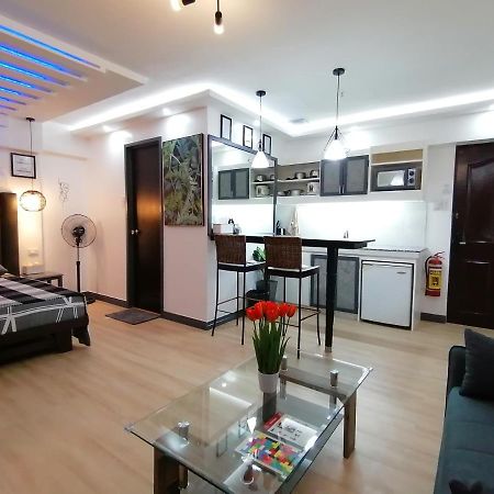 Condo Azur Suites E507 Near Airport, Netflix, Stylish, Cozy With Swimming Pool Đảo Mactan Ngoại thất bức ảnh